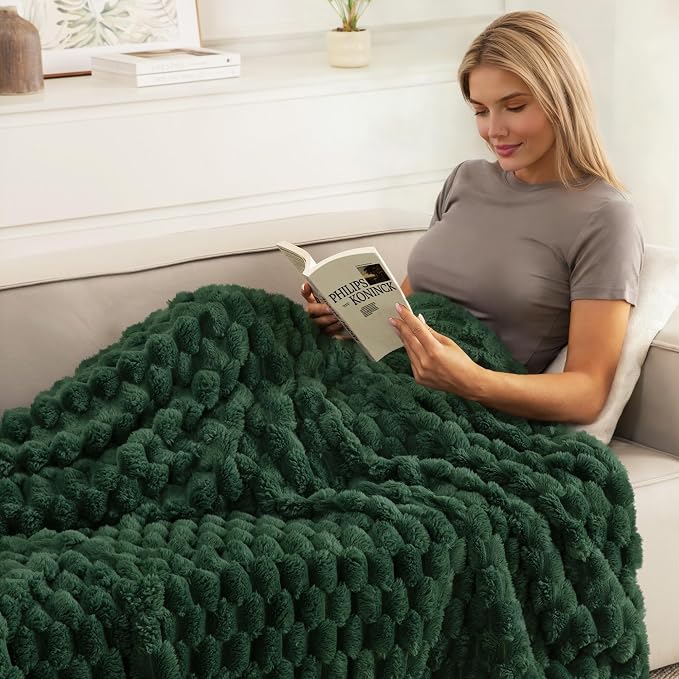 Whale Flotilla King Size Blanket - Image 3