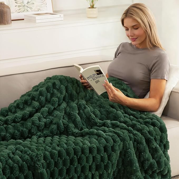 Whale Flotilla Queen Size Blanket - Image 3