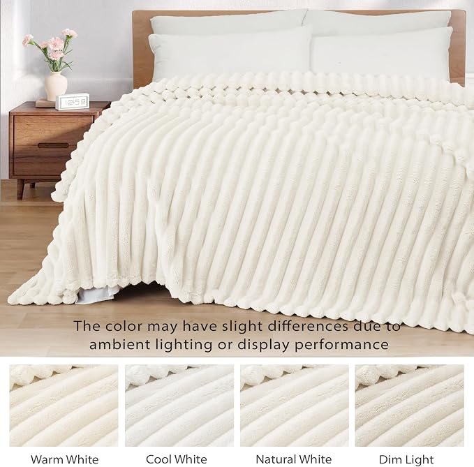 Exclusivo Mezcla Twin Size Flannel Fleece Blanket, Super Soft Striped Jacquard - Image 3