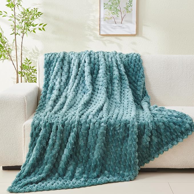 NEWCOSPLAY Super Soft King Blanket Light Teal Premium Silky Flannel Fleece 3D - Image 7