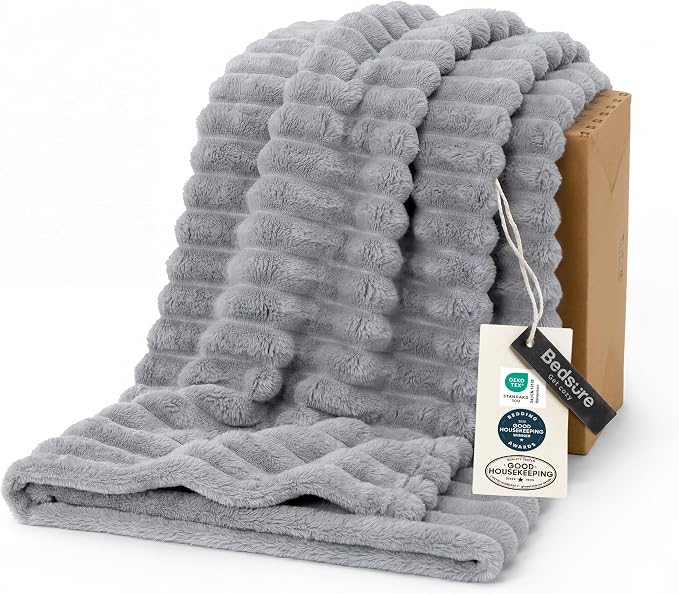 Bedsure Light Grey Fleece Blanket by BEDSURE