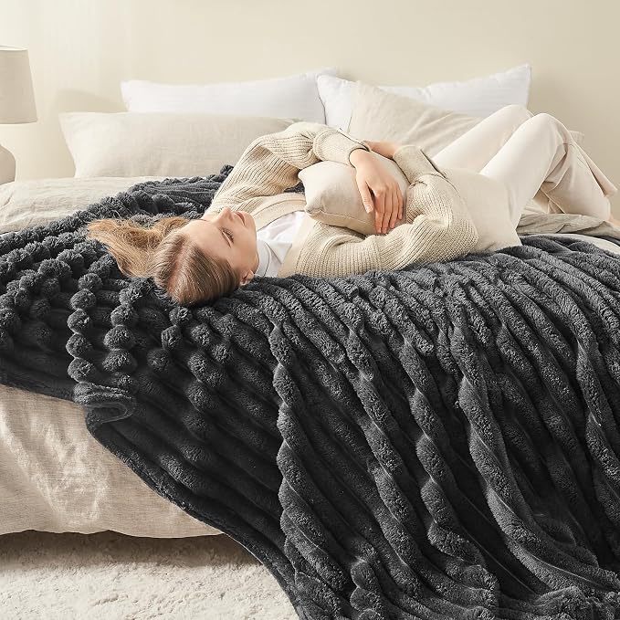 NEWCOSPLAY Super Soft Twin Blanket Grey Premium Silky Flannel Fleece 3D Ribbed - Image 4
