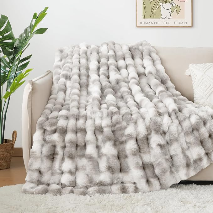 Touchat Luxury 1000GSM Faux Rabbit Fur Throw Blanket, Super Heavy Warm Cozy - Image 5