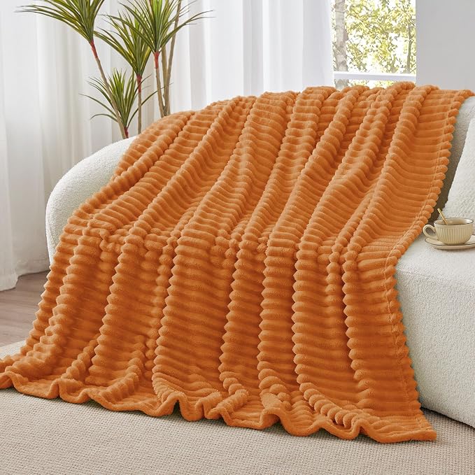 BEDELITE Twin Blanket for Couch & Bed, 300GSM Soft & Warm Fleece Blanket - Image 9
