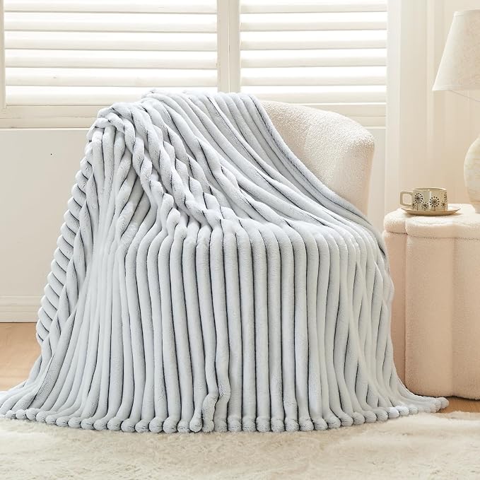 NEWCOSPLAY Super Soft Twin Blanket Black and White Premium Silky Flannel Fleece - Image 8