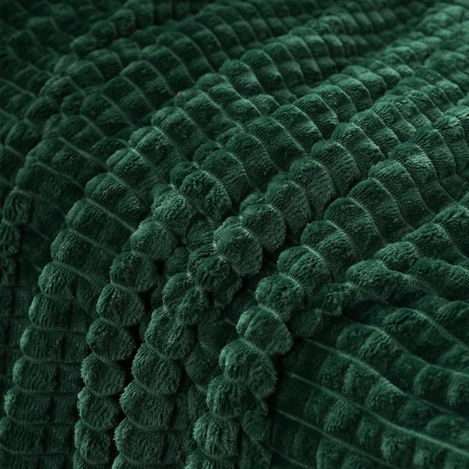 Puncuntex Flannel Fleece Throw Blanket Dark Green 108"×90", Super Soft Plush - Image 3