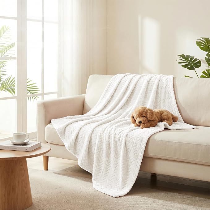 Exclusivo Mezcla Queen Blanket for Bed, Cozy Lightweight Fleece Blankets for - Image 4