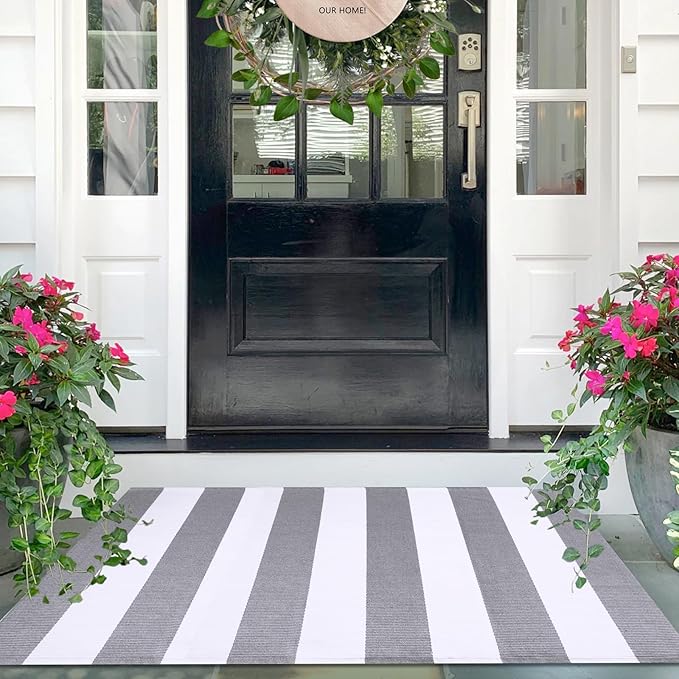 IOHOUZE Grey White Striped Rug -27.5" X 43" Front Door Mats Outdoor, Washable by iOhouze