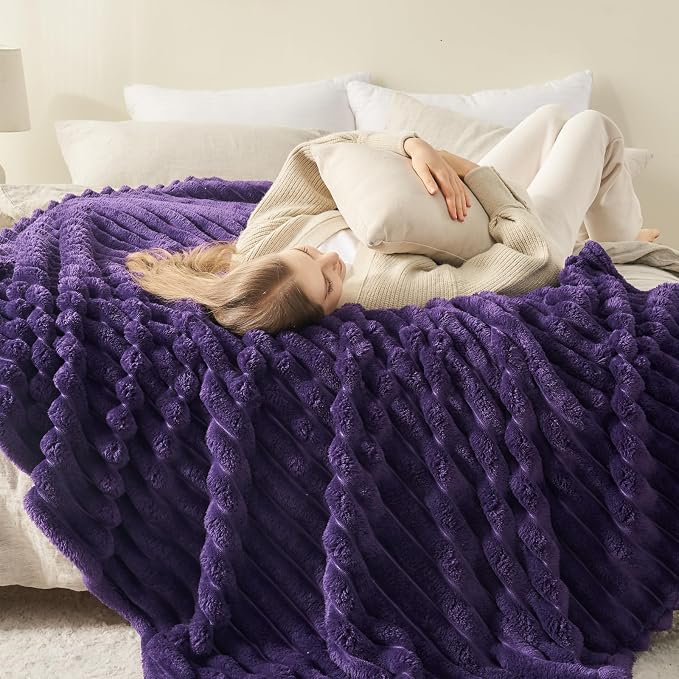 NEWCOSPLAY Super Soft King Blanket Purple Premium Silky Flannel Fleece 3D - Image 3