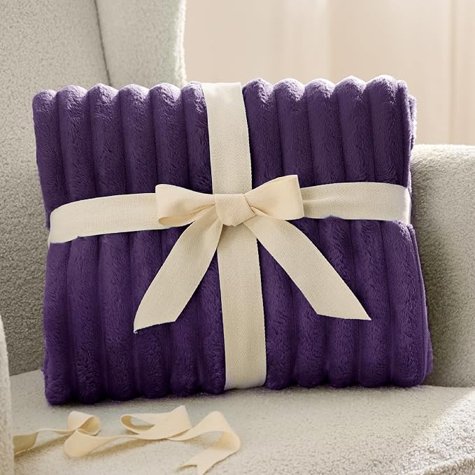 Bedsure GentleSoft Purple Full Blanket - Image 9