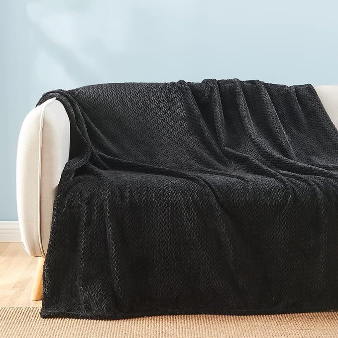 NEWCOSPLAY Super Soft Throw Blanket Black Premium Silky Flannel Fleece Leaves - Image 4