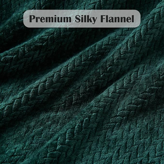 NEWCOSPLAY Super Soft Queen Blanket Forest Green Premium Silky Flannel Fleece - Image 5