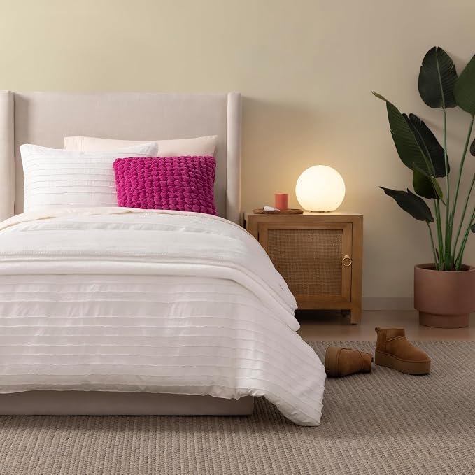 UGG Whitecap Twin Blanket, Soft Cozy Fleece Blanket - Image 4