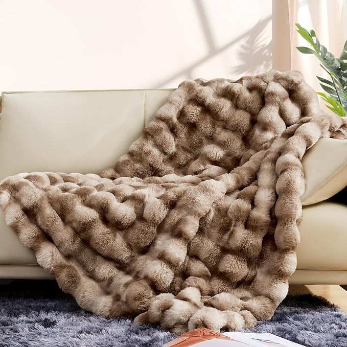 Touchat Luxury 1000GSM Faux Rabbit Fur Throw Blanket, Super Heavy Warm Cozy - Image 3