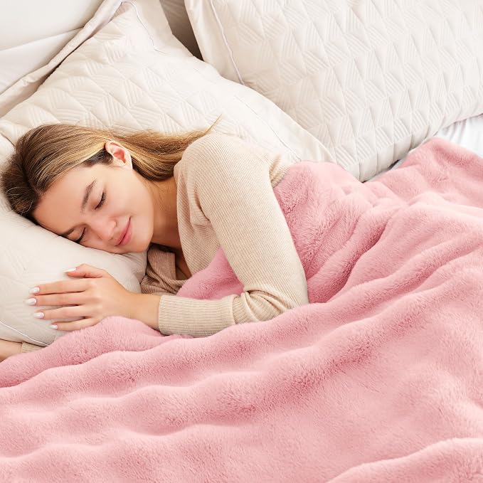 Touchat Luxury Faux Rabbit Fur Throw Blanket - Image 5