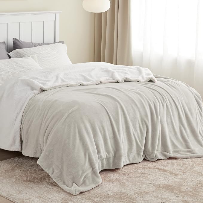 Bedsure GentleSoft Sherpa Fleece Blankets King Size - Image 3
