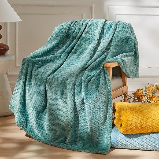NEWCOSPLAY Super Soft King Blanket Light Teal Premium Silky Flannel Fleece - Image 2