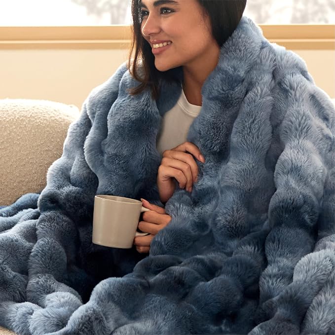 Bedsure GentleSoft Fluffy Fuzzy Tie-dye Blue Throw Blanket, Soft Cozy Fleece - Image 9