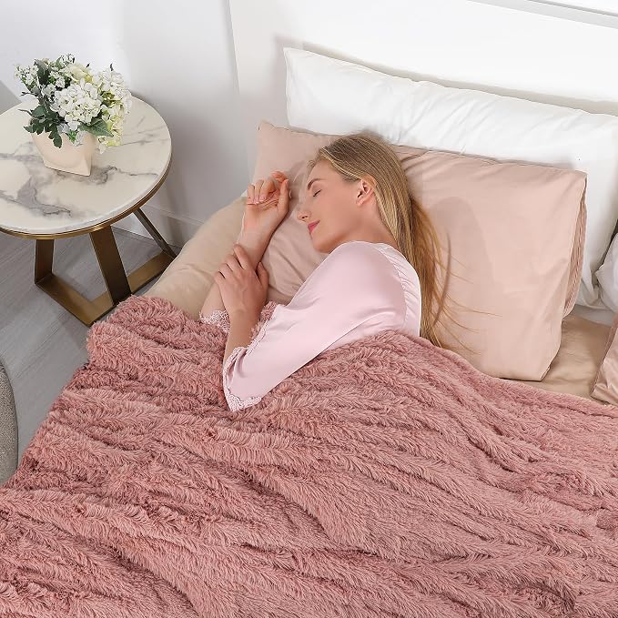 Tuddrom Decorative Extra Soft Faux Fur Blanket Queen Size 80"x90", Solid - Image 3