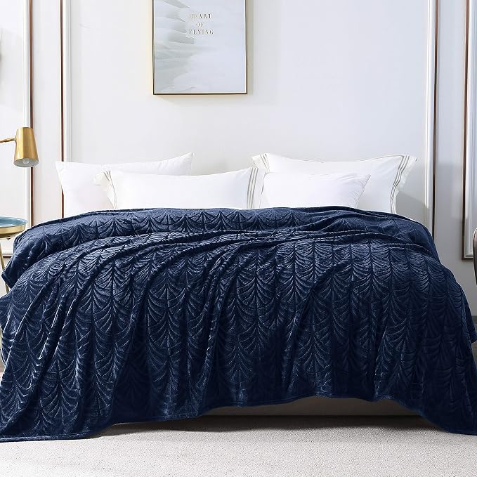 Whale Flotilla Flannel Fleece Queen Size Blanket - Image 8