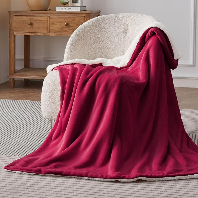 Bedsure GentleSoft Sherpa Fleece Twin Size Blanket - Image 3