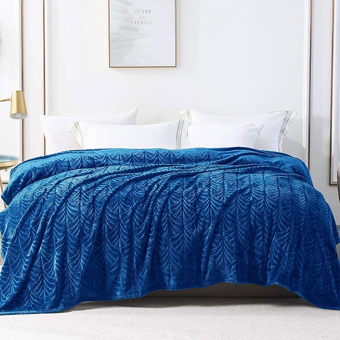 Whale Flotilla Flannel Fleece Queen Size Blanket - Image 8