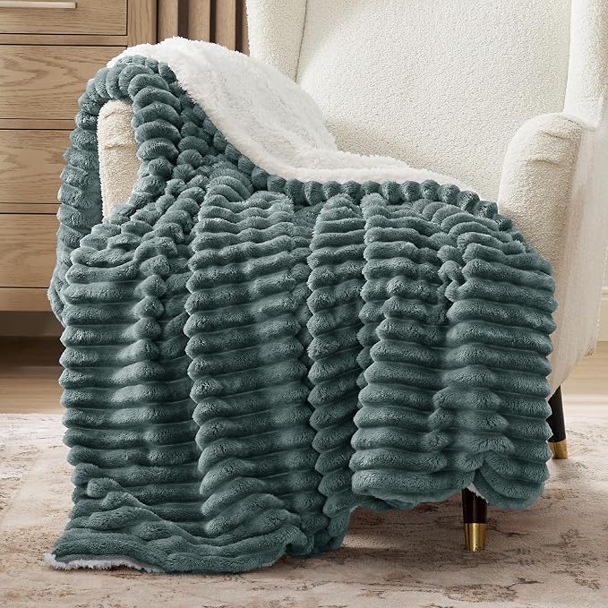 Bedsure Sherpa Throw Blanket for Couch by BEDSURE