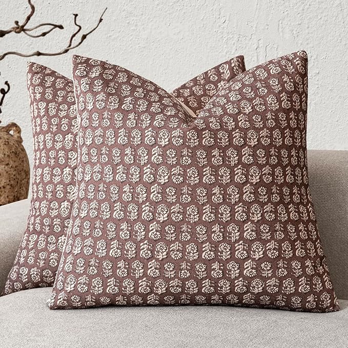 Foindtower Set of 2 Decorative Vintage Floral Print Throw Pillow Covers Neutral by Foindtower