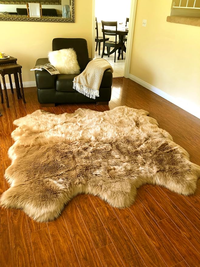 Free Shape Luxury Soft Fluffy Shag Area Rug Sexto 6 Pelts 6'x6', 180x180 cm by LAMBZYRUGS