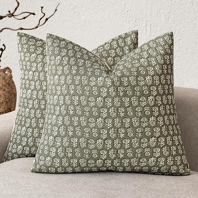 Foindtower Set of 2 Decorative Vintage Floral Print Throw Pillow Covers Neutral by Foindtower