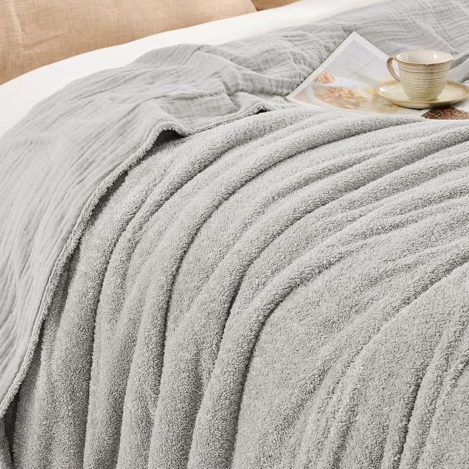 EMME Muslin and Fleece Throw Blanket Reversible - Image 7