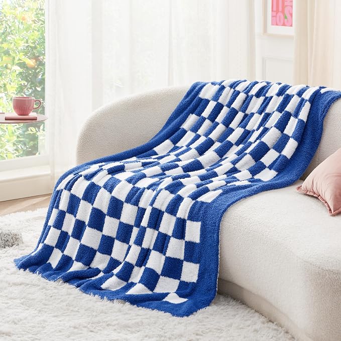 Bedsure Gentlesoft Checkered Twin Blanket - Image 2
