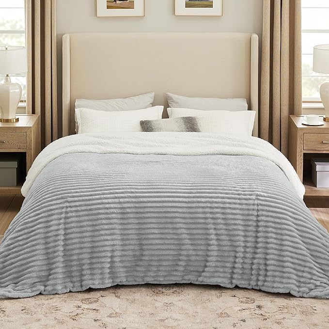 Bedsure Sherpa Blanket Queen Size by BEDSURE