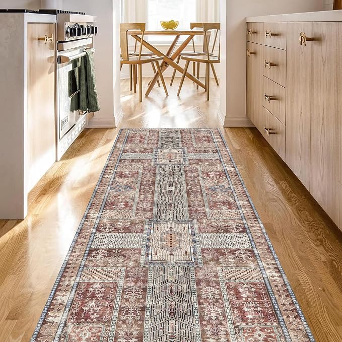 YARNSCAPE Vintage 2'6'' x 8' Washable Area Rug - Image 2