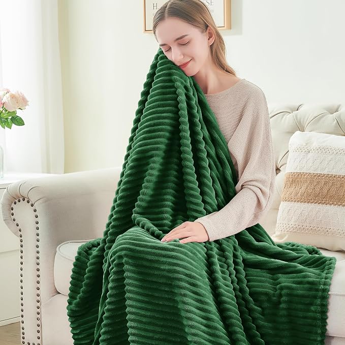 BEDELITE Fleece Throw Blanket for Couch – 3D Ribbed Jacquard Soft and Warm - Image 4