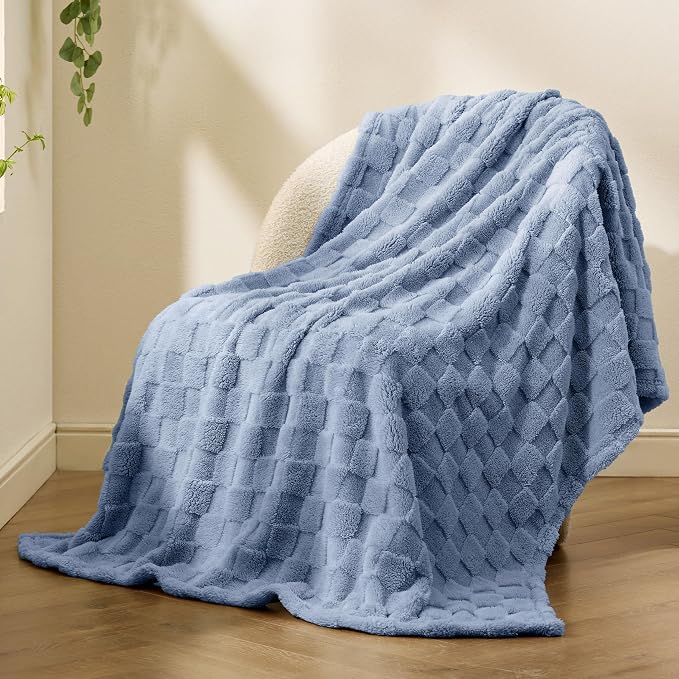 Bedsure GentleSoft Ashley Blue Throw Blanket - Image 7