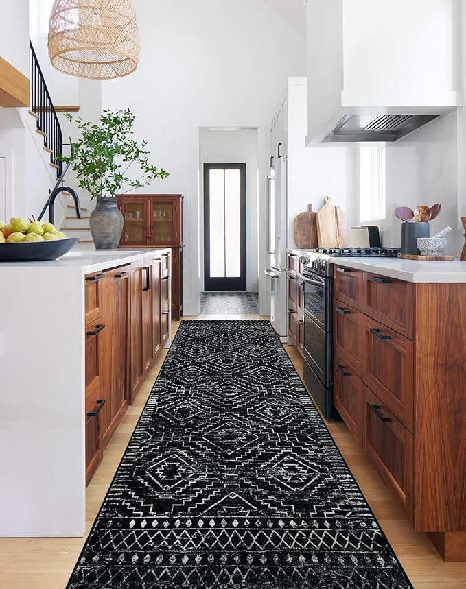 Wonnitar Washable Runner Rugs for Hallway 2'6"x10', Moroccan Non-Slip Black by Wonnitar