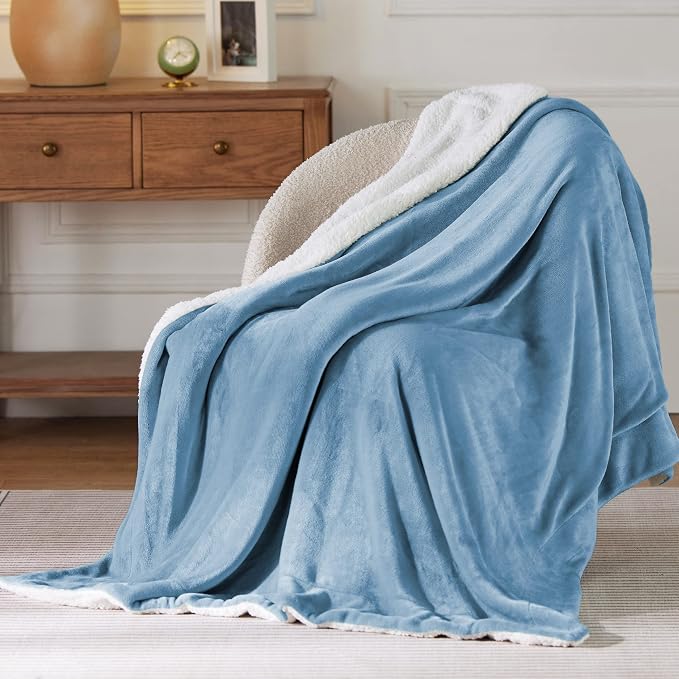 Bedsure GentleSoft Sherpa Fleece Twin Size Blanket - Image 3