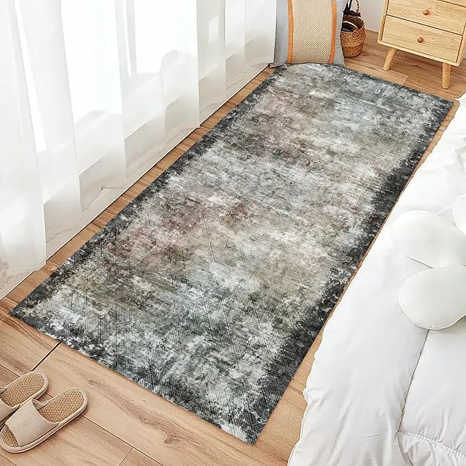 YARNSCAPE 2'6'' x 8' Washable Area Rug - Image 2