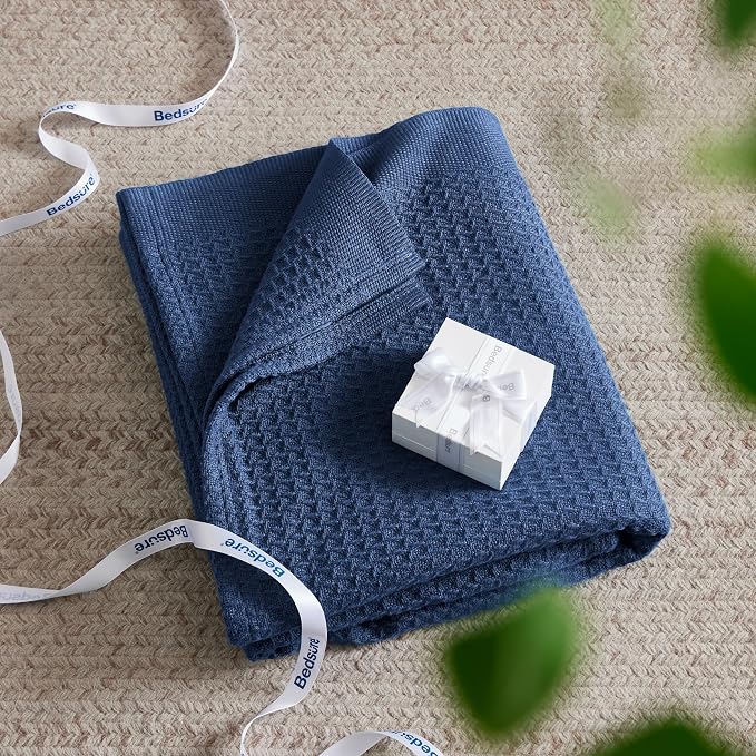 Bedsure Gentlesoft 100% Cotton Blanket Queen Size - Image 5