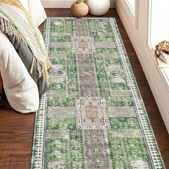 YARNSCAPE Vintage 2'6'' x 8' Washable Area Rug - Image 3